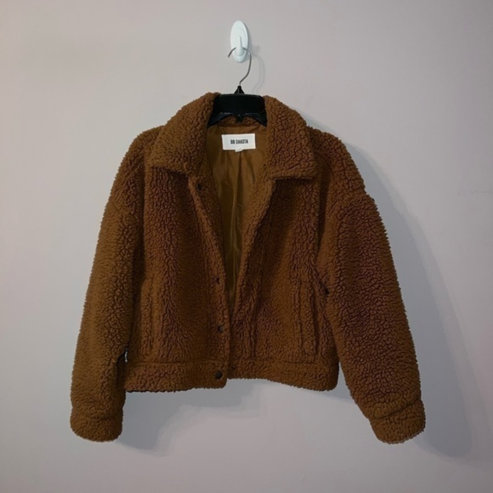 Fuzzy thick BB Dakota light bear jacket coat small